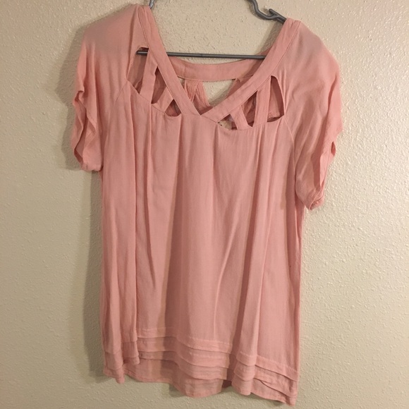 Light pink top - Picture 3 of 3